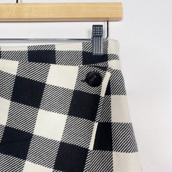 Milly Size 0 Black White Plaid Asymmetric Wrap Skirt Virgin Wool Exposed Button - Picture 3 of 12